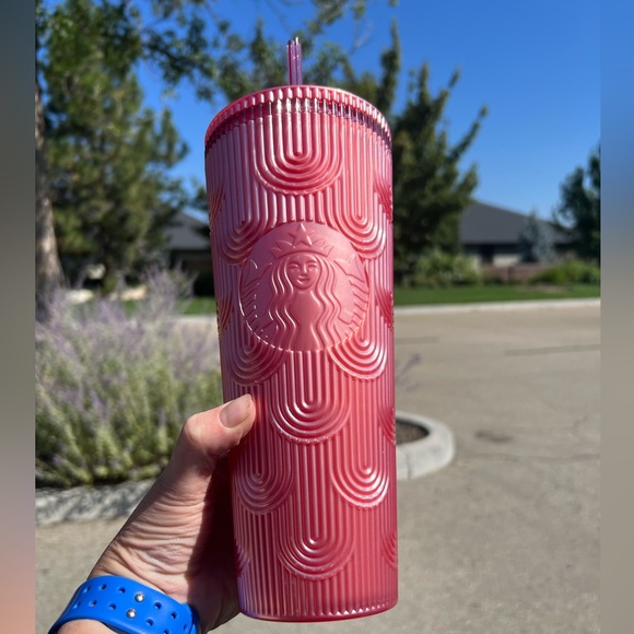 Starbucks Pink Pearl Mermaid Siren Scales Cold Cup Tumbler 24oz 2023 - Picture 1 of 5